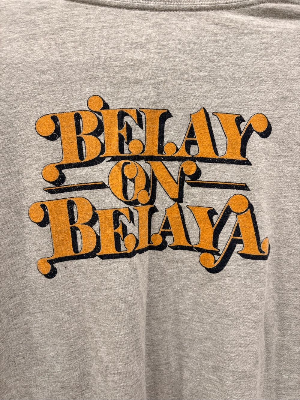 The North Face Gray T-Shirt With Belay On Belaya Graphic Print On Back Size L - Picture 4 of 7